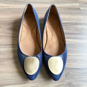 AEROSOLES Navy Pointed-Toe Flats with Gold Ornament